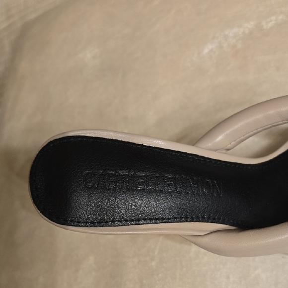 GABRIELLEUNION Tan Heeled Mules with Architectural V-Cut - Picture 9 of 11